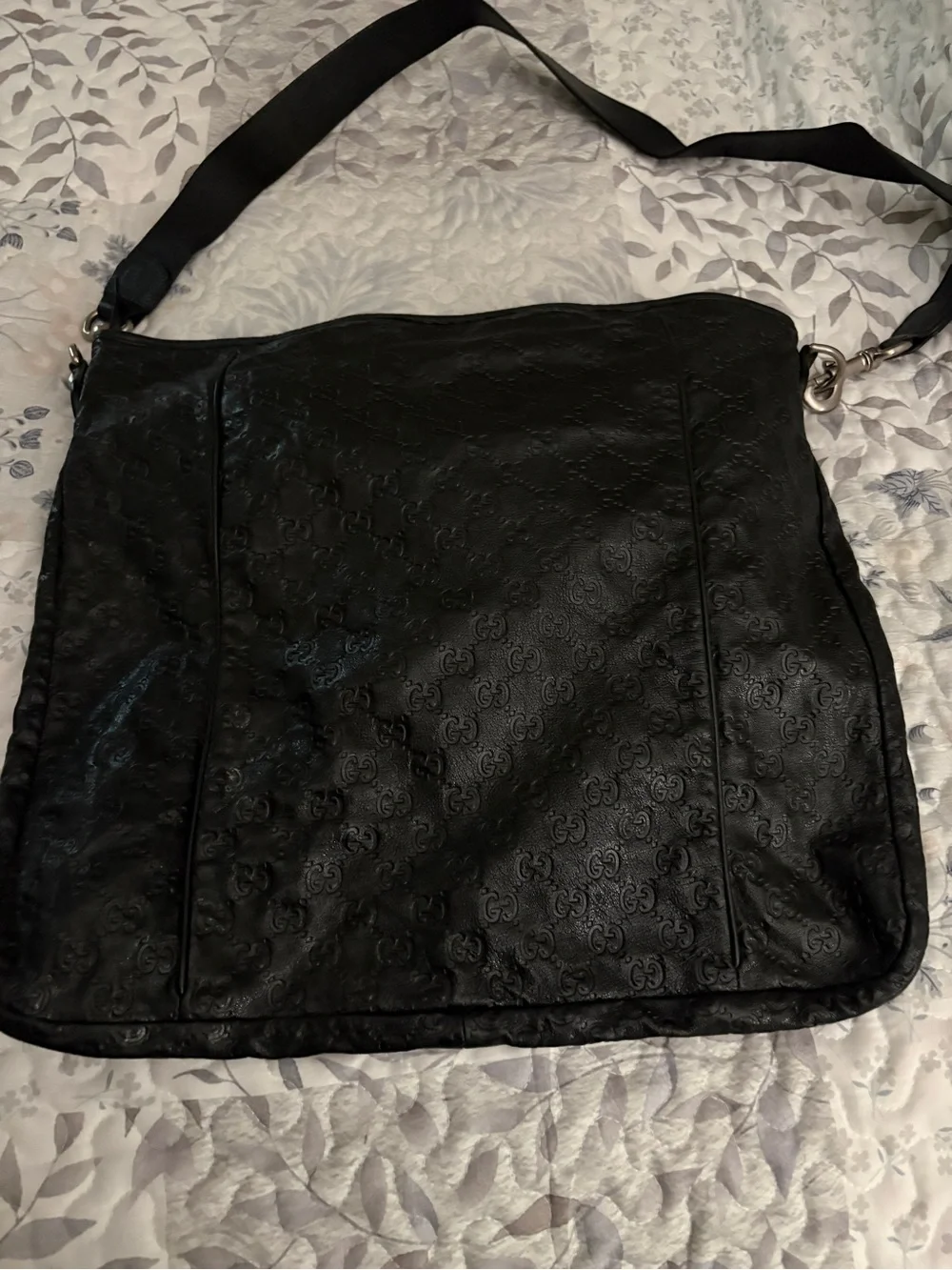 Gucci Black Embossed Messenger Shoulder Bag